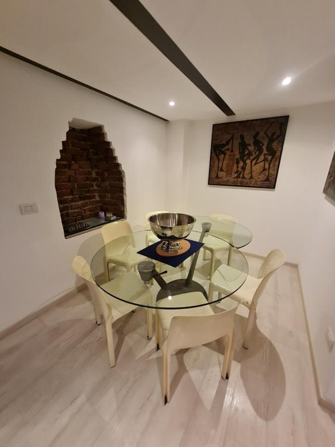 Isola - Ugo Bassi Charme Loft Apartment มิลาน ภายนอก รูปภาพ